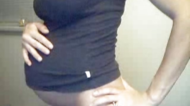 XXX بدون ثبت نام بالغ انجام حرکات وابسته به عشق شهوانی کیر زن در حالی که صفحه اصلی انجمن برهنه و استمناء
