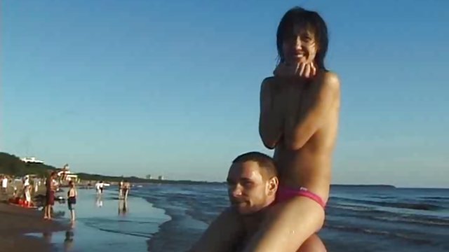 XXX بدون ثبت نام رابطه جنسی جاسوس در تاکسی با سایت کلیپ سکسی ایرانی یک سگ ورزش ها